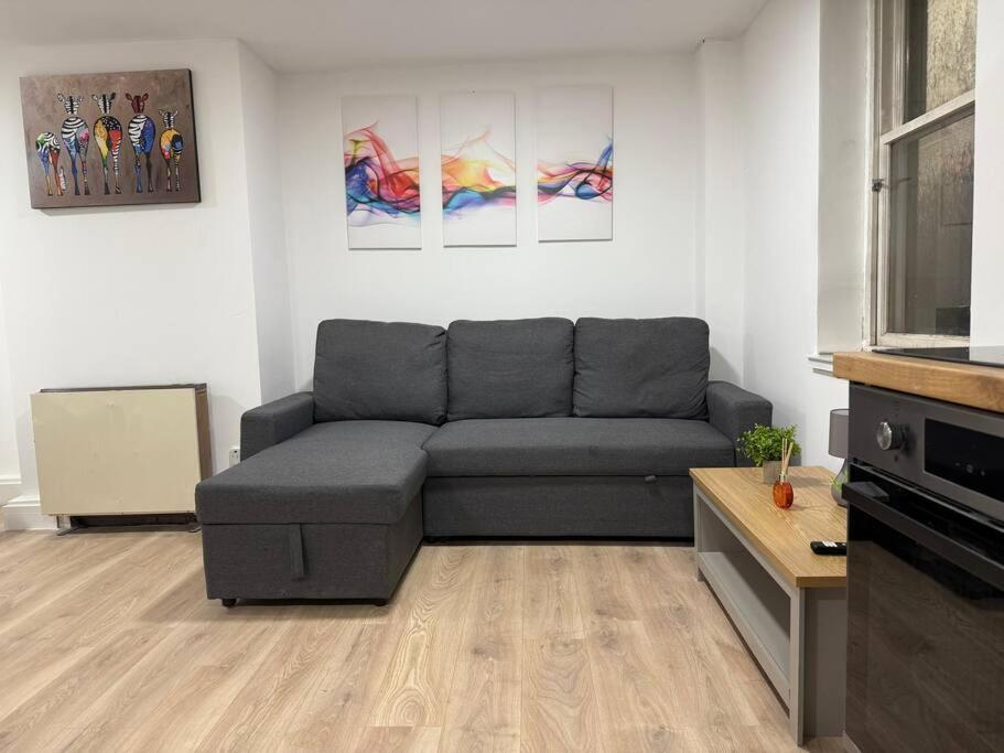 Modern 1 Bedroom - 5 Min Walk From Princess Street Eb1 EDI Exteriér fotografie